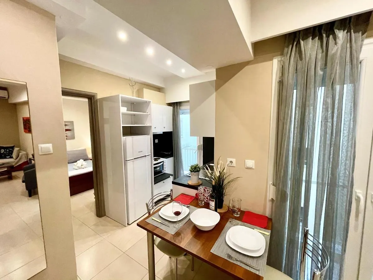 Elegant, Modern & Quiet Flat, Top Central Location 塞萨洛尼基 公寓