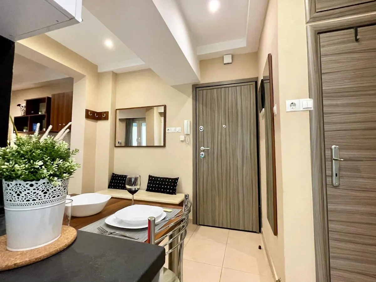公寓 Elegant, Modern & Quiet Flat, Top Central Location 塞萨洛尼基